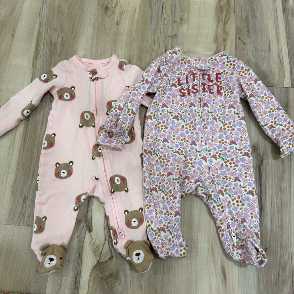 Carters footed Pajamas size 3-6 months